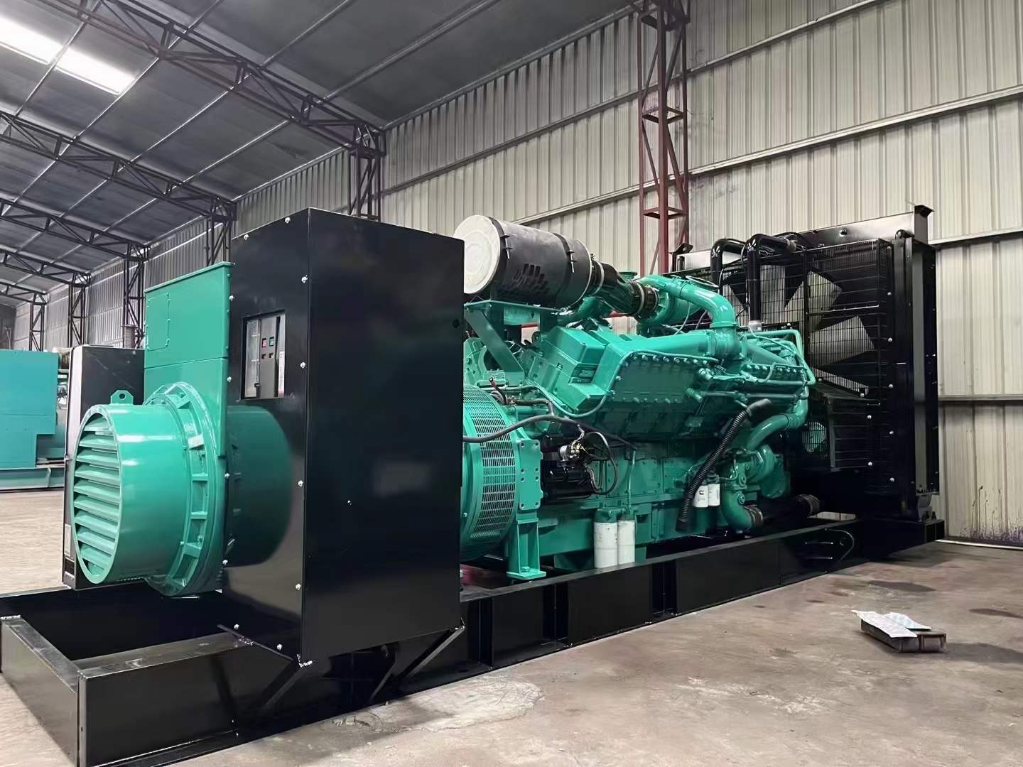 博乐如何降低 800kW 柴油发电机输出电流的波动？